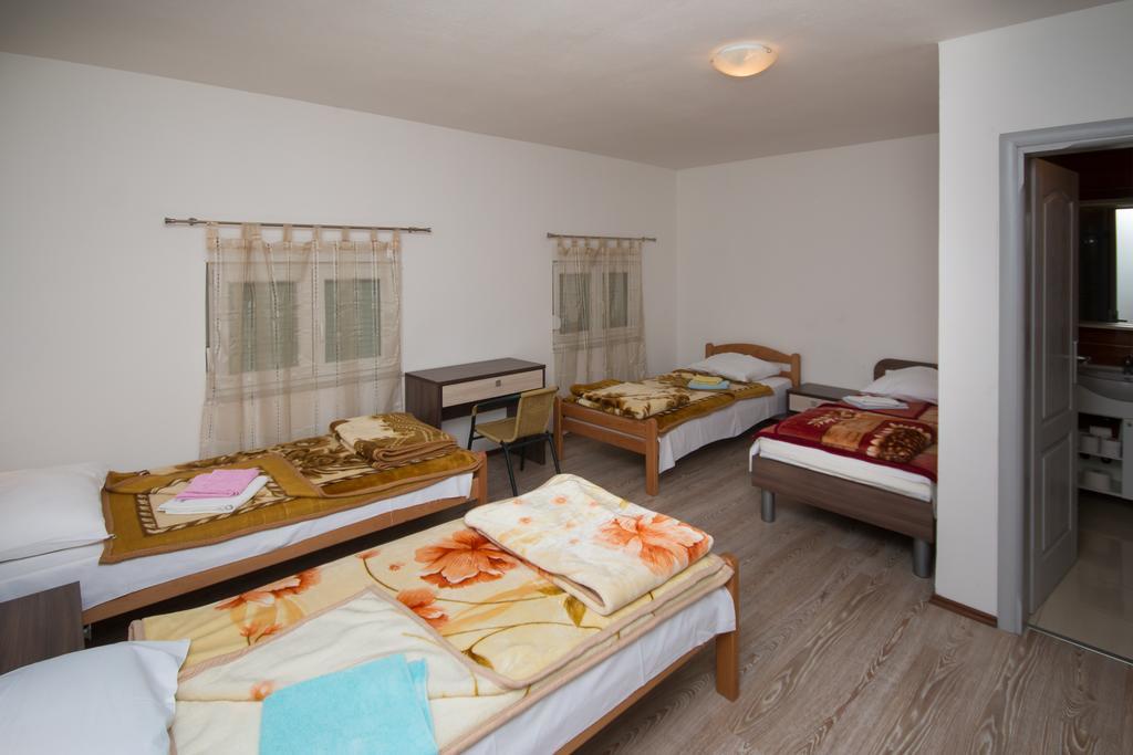 Međugorje Guest House Ok מראה חיצוני תמונה